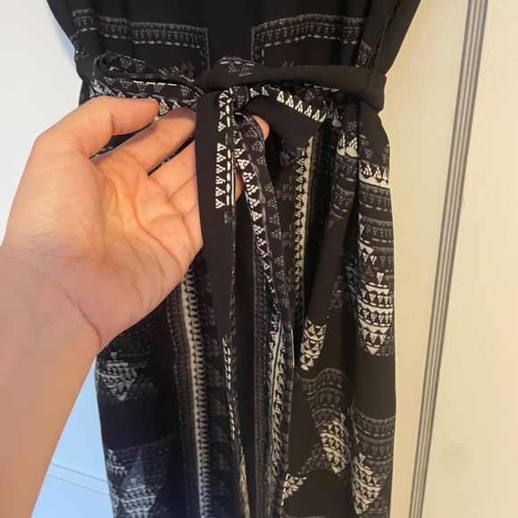 BCBG MAX AZRIA Printed Dress - Picture 6 of 9